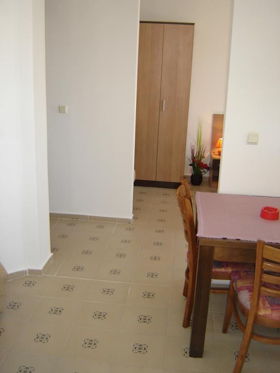 Apartment Viva Слънчев бряг Стая снимка